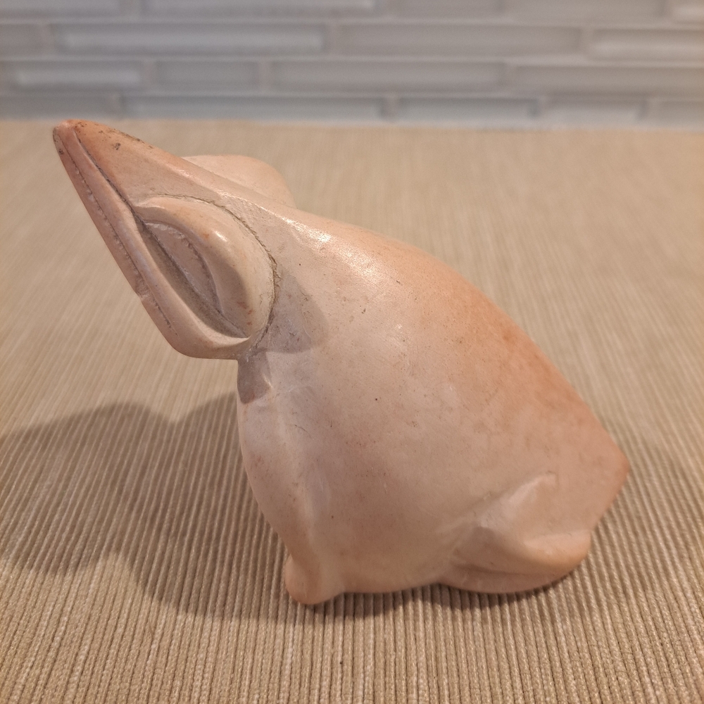 Vtg Hand Carved Soapstone Frog Figurine Natural Stone Animal Carving Folk Art